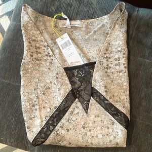 BCBGeneration sleeveless shirt